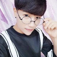 快手昵称:@王栎鑫(尊师林小坤) 快手号:92911