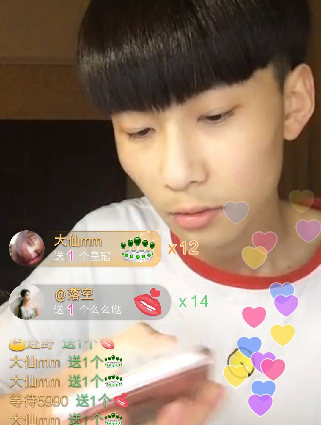 可爱的智障权 快手id: 118351220 粉丝 117 关注 60 作品
